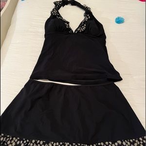 Profile black tankini with skirt.  Size medium.  Very good used condition.